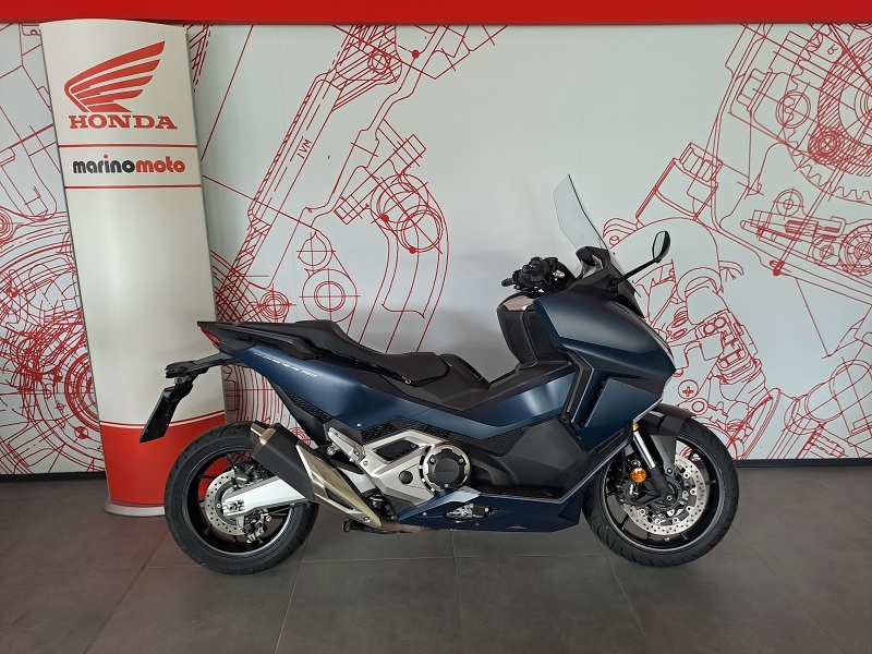 HONDA FORZA 750